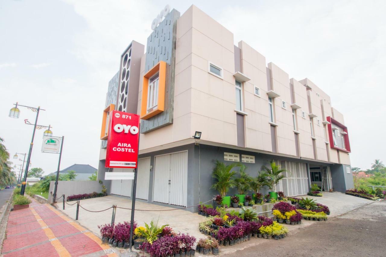 ホテル Oyo 871 アイラ コステル チアンジュール エクステリア 写真